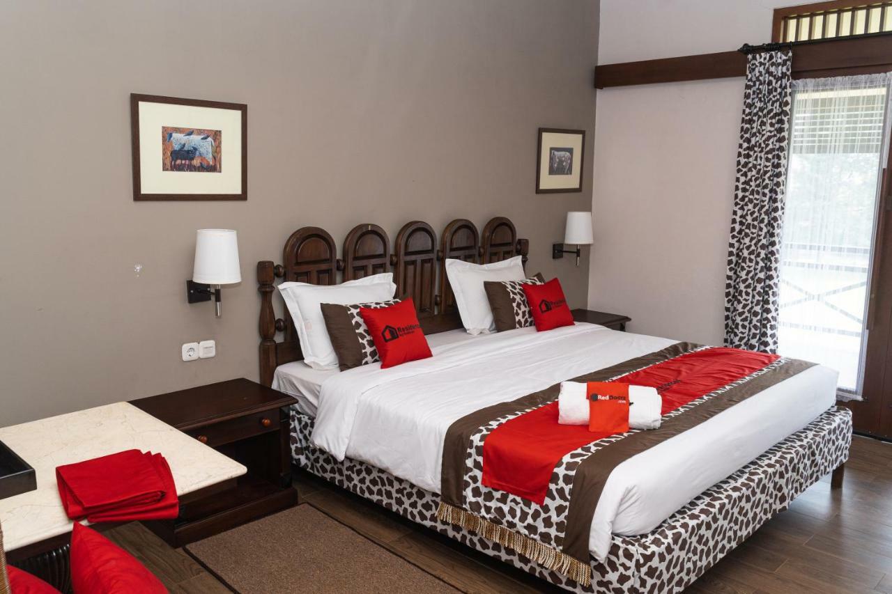 Wisma tamu Reddoorz Premium @ Lido Sukabumi